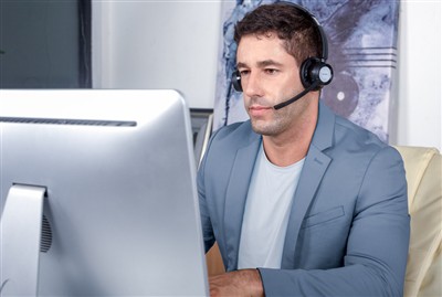 نیو بی بی ایچ 58 وائرلیس آفس ہیڈسیٹ کے ساتھ کام پر ایک دن